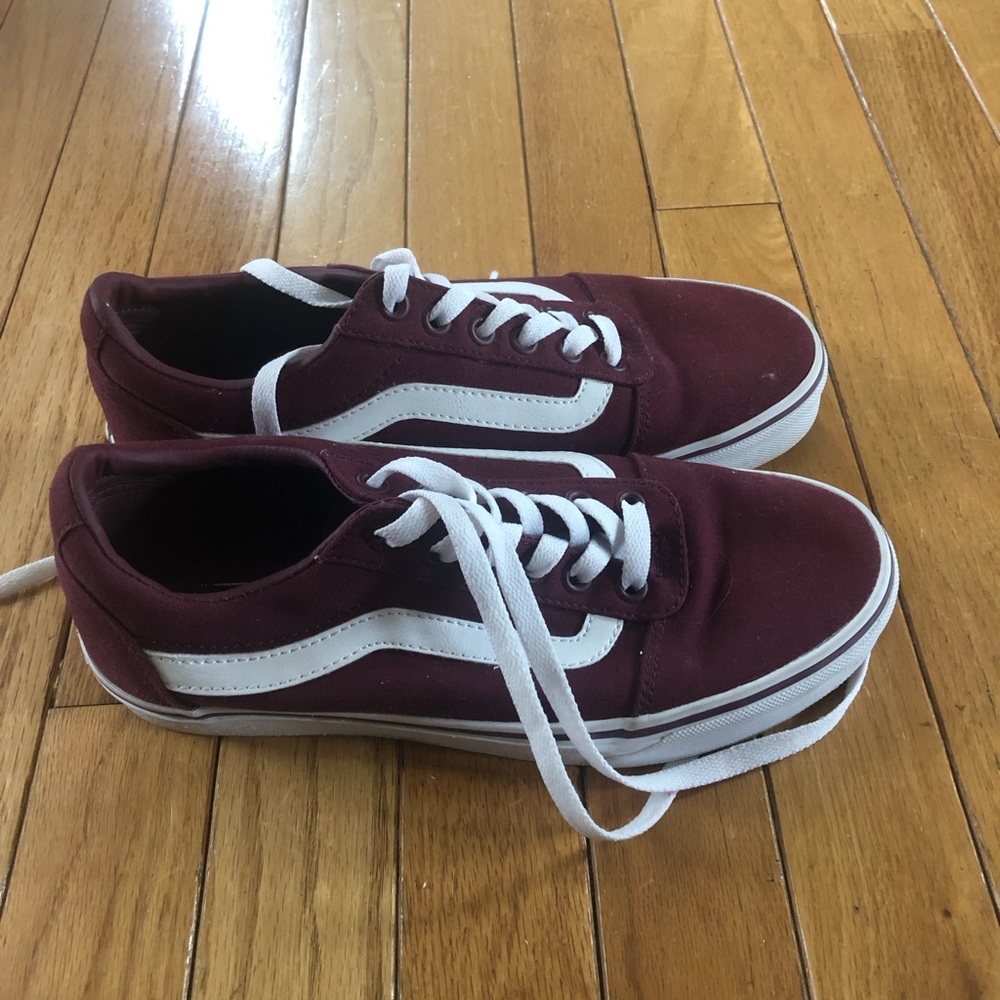 VANS OLD SKOOL SHOE IN PORT ROYALE/TRUE WHITE